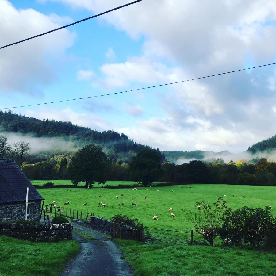 Tyddyn Bach Bunkhouse Villa Betws-y-Coed Eksteriør bilde